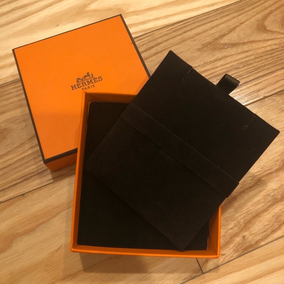 Empty Hermes gift box (for necklace) - Picture 2 of 5